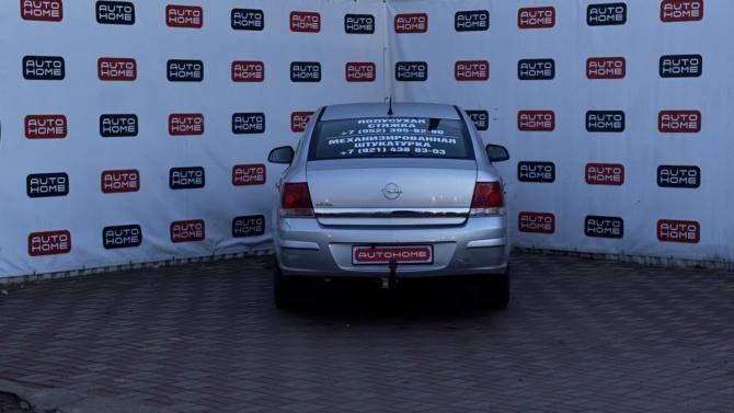 Opel Astra H Рестайлинг с пробегом 2012 года, цена 379 990 рублей, 276000 км, седан, Автокод Объявления
