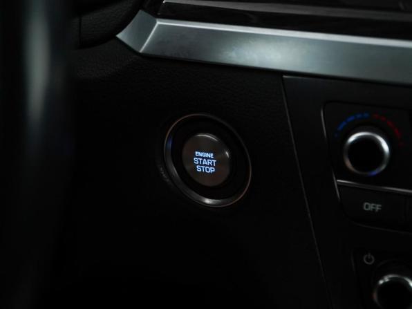 Genesis G80 I с пробегом 2018 года, цена 1 889 000 рублей, 219033 км, седан, Автокод Объявления