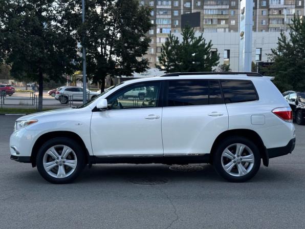Toyota Highlander II (XU40) Рестайлинг с пробегом 2012 года, цена 1 830 000 рублей, 211785 км, внедорожник, Автокод Объявления