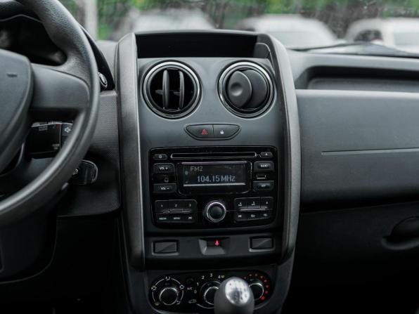 Renault Duster I с пробегом 2015 года, цена 975 000 рублей, 67777 км, внедорожник, Автокод Объявления