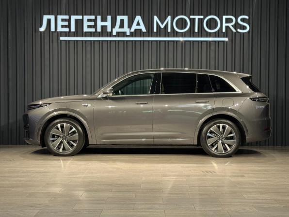 Li Auto (Lixiang) L7 I с пробегом 2024 года, цена 7 290 000 рублей, 1642 км, внедорожник, Автокод Объявления