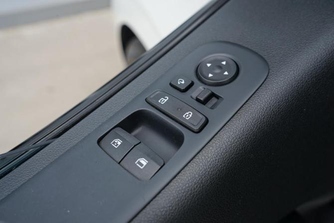 Hyundai Staria I с пробегом 2021 года, цена 4 833 000 рублей, 32000 км, минивэн, Автокод Объявления