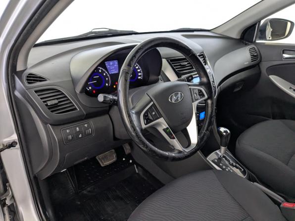 Hyundai Solaris I с пробегом 2013 года, цена 950 000 рублей, 137449 км, седан, Автокод Объявления