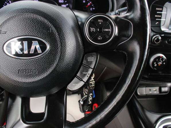Kia Soul II Рестайлинг с пробегом 2017 года, цена 1 460 600 рублей, 74531 км, хэтчбек, Автокод Объявления