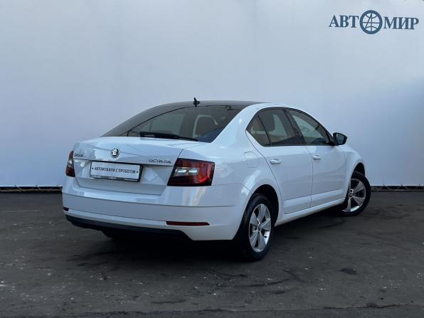 Skoda Octavia III (A7) Рестайлинг с пробегом 2018 года, цена 2 000 000 рублей, 76989 км, лифтбек, Автокод Объявления