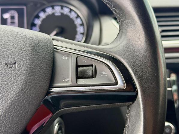 Skoda Rapid I Рестайлинг с пробегом 2019 года, цена 1 448 000 рублей, 56136 км, лифтбек, Автокод Объявления