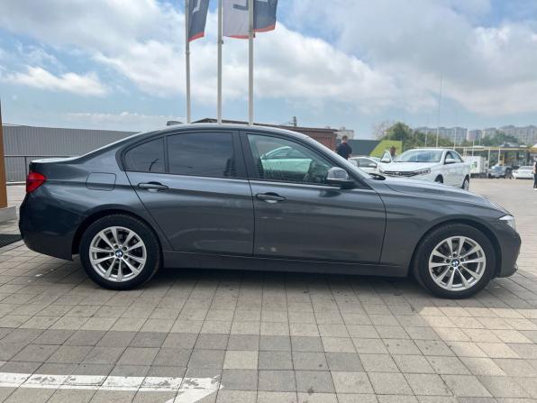 BMW 3 серии VI (F3x) Рестайлинг с пробегом 2017 года, цена 2 350 000 рублей, 153000 км, седан, Автокод Объявления