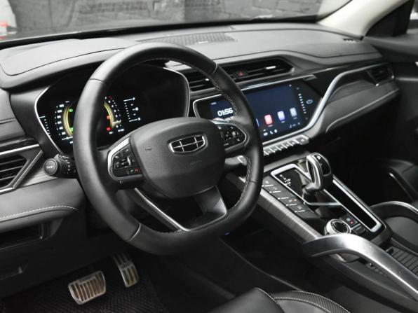 Geely Atlas Pro с пробегом 2024 года, цена 2 600 000 рублей, 44445 км, внедорожник, Автокод Объявления