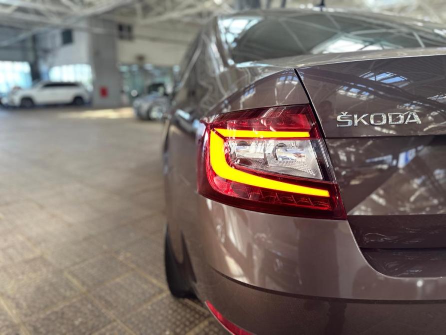 Skoda Octavia III (A7) Рестайлинг Набережные Челны  - изображение 8