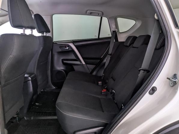 Toyota RAV4 IV (XA40) Рестайлинг с пробегом 2019 года, цена 2 320 000 рублей, 110896 км, внедорожник, Автокод Объявления