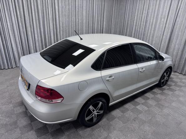 Volkswagen Polo V Рестайлинг с пробегом 2015 года, цена 1 050 000 рублей, 132521 км, седан, Автокод Объявления