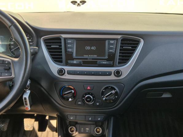 Hyundai Solaris II с пробегом 2019 года, цена 1 399 000 рублей, 53137 км, седан, Автокод Объявления