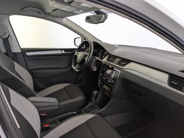 Skoda Rapid I Рестайлинг с пробегом 2019 года, цена 1 375 000 рублей, 96210 км, лифтбек, Автокод Объявления