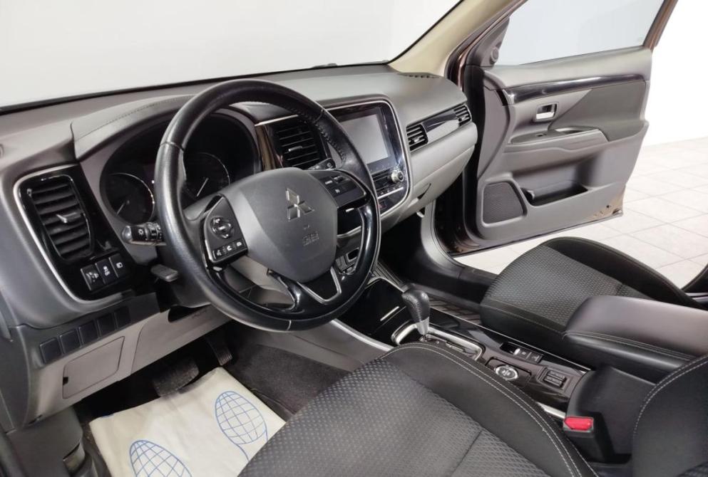 Mitsubishi Outlander III Рестайлинг 3 Саратов  - изображение 23