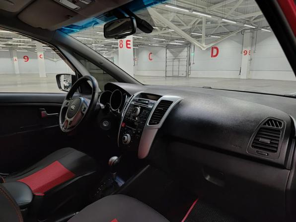 Kia Venga I с пробегом 2013 года, цена 850 000 рублей, 308794 км, минивэн, Автокод Объявления