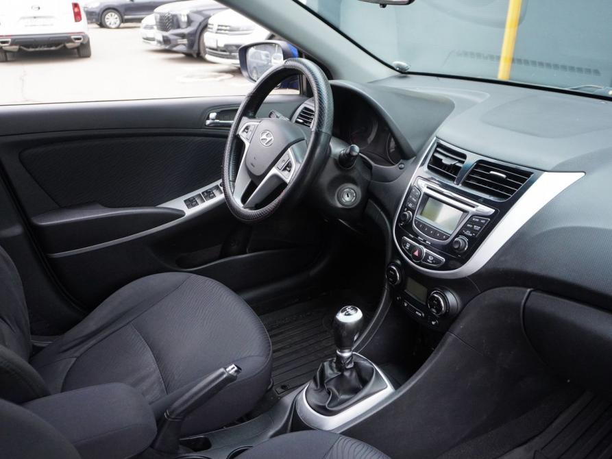 Hyundai Solaris I Москва  - изображение 12