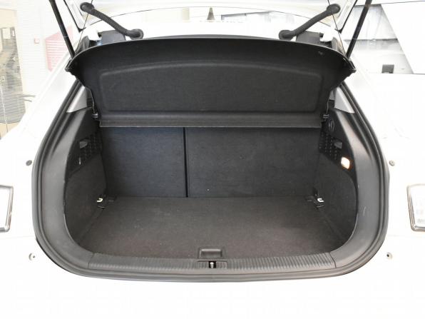 Audi A1 I (8X) с пробегом 2013 года, цена 1 095 000 рублей, 187953 км, хэтчбек, Автокод Объявления