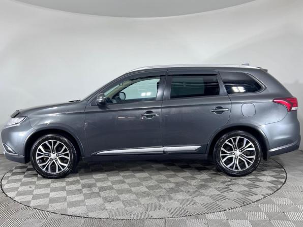 Mitsubishi Outlander III Рестайлинг 3 с пробегом 2018 года, цена 1 599 000 рублей, 206106 км, внедорожник, Автокод Объявления