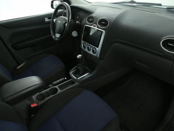Ford Focus II с пробегом 2006 года, цена 334 000 рублей, 340000 км, седан, Автокод Объявления