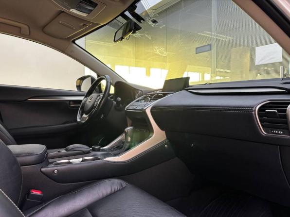 Lexus NX I с пробегом 2016 года, цена 2 940 000 рублей, 165000 км, внедорожник, Автокод Объявления