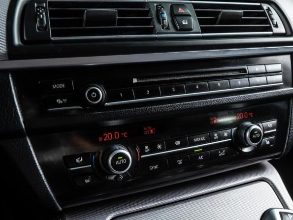 BMW 5 серии VI (F10/F11/F07) Рестайлинг с пробегом 2013 года, цена 2 490 000 рублей, 148088 км, седан, Автокод Объявления