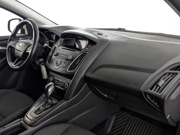 Ford Focus III Рестайлинг с пробегом 2018 года, цена 1 100 000 рублей, 75070 км, хэтчбек, Автокод Объявления
