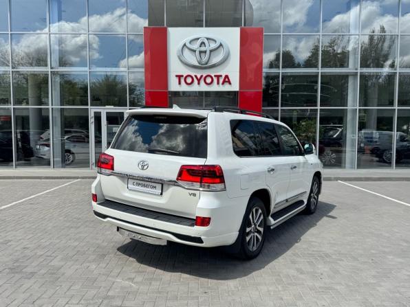 Toyota Land Cruiser 200 Series Рестайлинг 2 с пробегом 2019 года, цена 7 440 000 рублей, 182619 км, внедорожник, Автокод Объявления