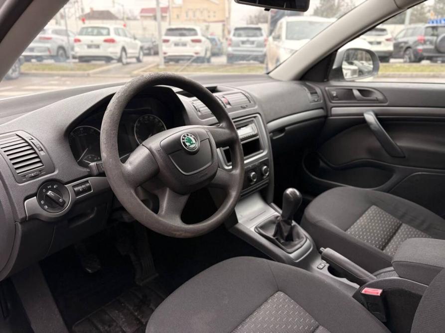 Skoda Octavia II (A5) Рестайлинг Ростов-на-Дону  - изображение 6