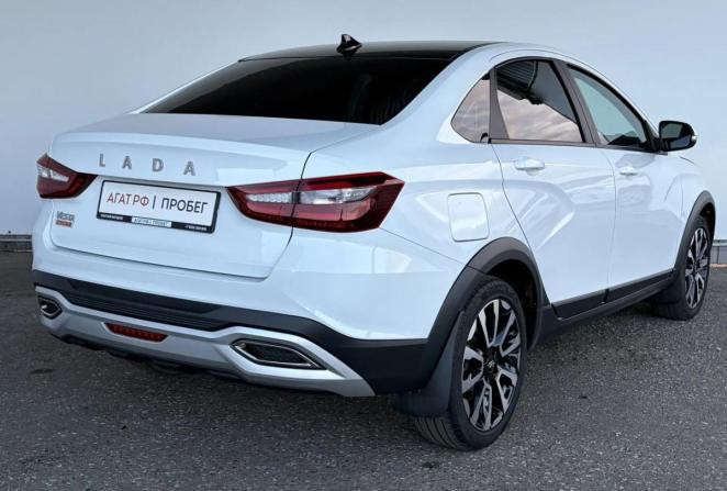 Lada (ВАЗ) Vesta I Рестайлинг (NG) с пробегом 2023 года, цена 1 245 000 рублей, 60136 км, седан, Автокод Объявления