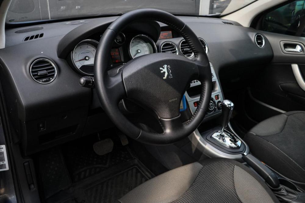 Peugeot 308 I Москва  - изображение 12