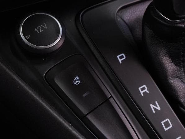 Ford Focus III Рестайлинг с пробегом 2017 года, цена 1 159 000 рублей, 117969 км, седан, Автокод Объявления