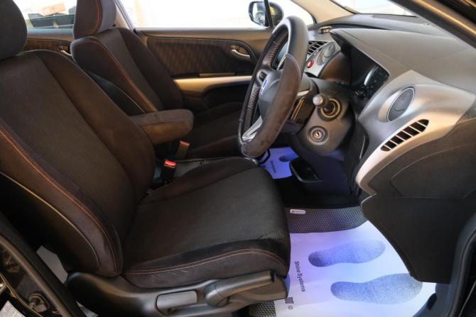 Honda Stream II Рестайлинг с пробегом 2011 года, цена 1 149 000 рублей, 120400 км, компактвэн, Автокод Объявления