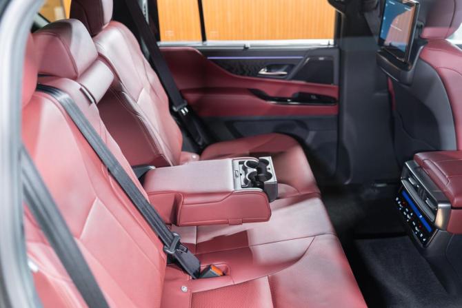 Новый Lexus LX IV 2025 года, цена 22 490 000 рублей, внедорожник, Автокод Объявления