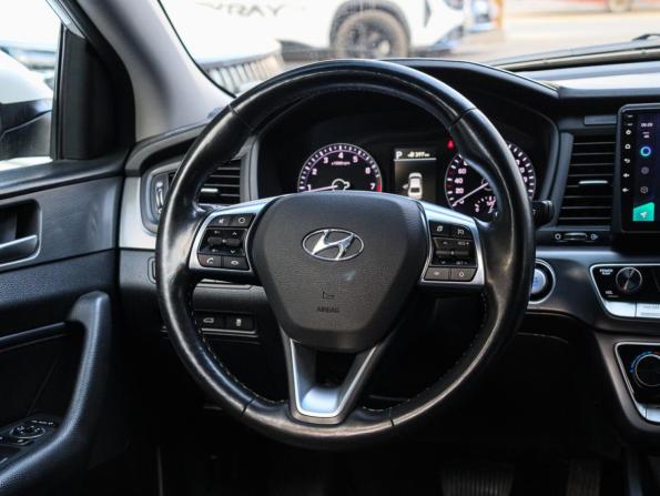 Hyundai Sonata VII (LF) Рестайлинг с пробегом 2017 года, цена 1 990 000 рублей, 136831 км, седан, Автокод Объявления