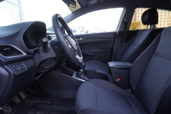 Hyundai Solaris II с пробегом 2018 года, цена 1 199 000 рублей, 109204 км, седан, Автокод Объявления