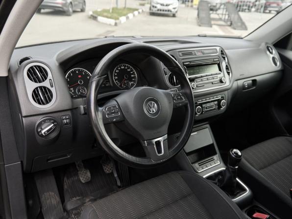 Volkswagen Tiguan I Рестайлинг с пробегом 2015 года, цена 1 205 800 рублей, 200804 км, внедорожник, Автокод Объявления