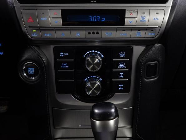 Toyota Land Cruiser Prado 150 Series Рестайлинг 2 с пробегом 2018 года, цена 5 990 000 рублей, 114327 км, внедорожник, Автокод Объявления