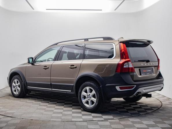 Volvo XC70 II с пробегом 2013 года, цена 1 445 000 рублей, 329149 км, универсал, Автокод Объявления