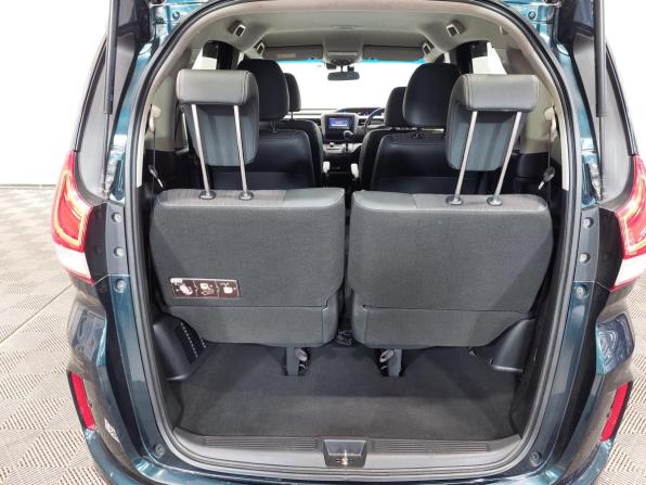 Honda Freed II с пробегом 2019 года, цена 1 599 000 рублей, 80000 км, компактвэн, Автокод Объявления