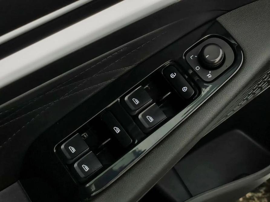 Geely Emgrand II Санкт-Петербург  - изображение 14