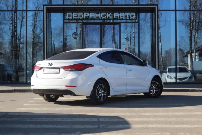 Hyundai Elantra V (MD) Рестайлинг с пробегом 2015 года, цена 1 205 000 рублей, 117883 км, седан, Автокод Объявления