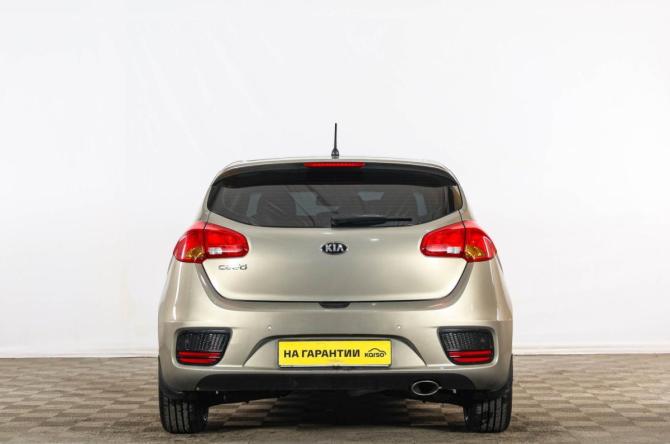 Kia Ceed II Рестайлинг с пробегом 2016 года, цена 1 499 000 рублей, 86000 км, хэтчбек, Автокод Объявления