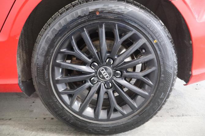 Audi A3 III (8V) с пробегом 2015 года, цена 1 089 000 рублей, 250000 км, седан, Автокод Объявления