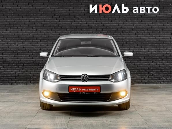 Volkswagen Polo V с пробегом 2010 года, цена 600 000 рублей, 255584 км, седан, Автокод Объявления