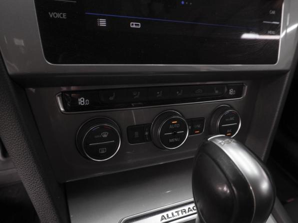 Volkswagen Passat B8 с пробегом 2019 года, цена 3 245 000 рублей, 112304 км, универсал, Автокод Объявления