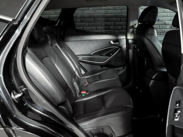 Hyundai Santa Fe III Рестайлинг с пробегом 2016 года, цена 2 150 000 рублей, 213671 км, внедорожник, Автокод Объявления