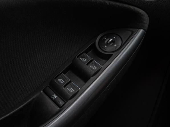 Ford Focus III с пробегом 2012 года, цена 900 000 рублей, 147145 км, хэтчбек, Автокод Объявления
