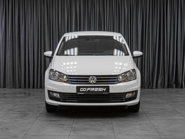 Volkswagen Polo V Рестайлинг с пробегом 2019 года, цена 1 399 000 рублей, 89136 км, седан, Автокод Объявления