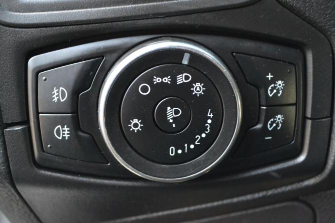 Ford Focus III с пробегом 2013 года, цена 790 000 рублей, 251499 км, хэтчбек, Автокод Объявления