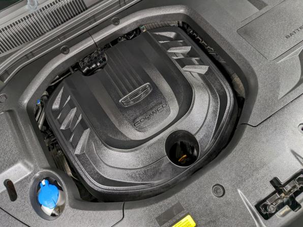 Geely Atlas Pro с пробегом 2022 года, цена 1 690 000 рублей, 74384 км, внедорожник, Автокод Объявления